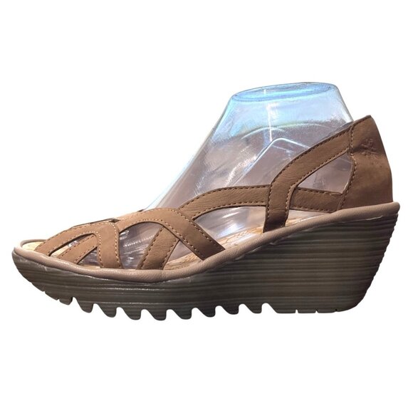 Fly London Yadi Wedge Sandal Leather Cutout Open Toe Taupe Womens 39 / US 8-8.5 - Picture 4 of 10
